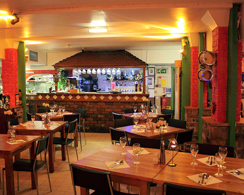 Leonis Restaurante Latino Manchester